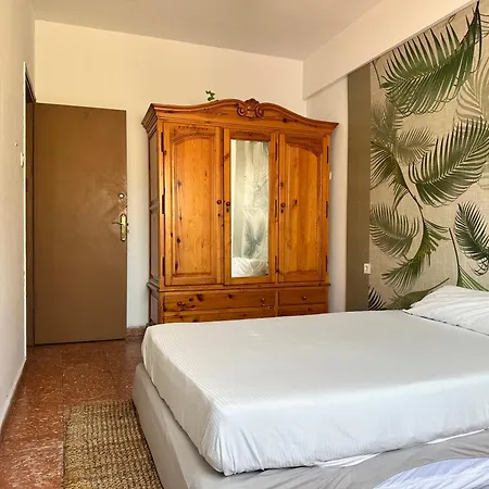 Individual Con Bano Compartido Homestay *
